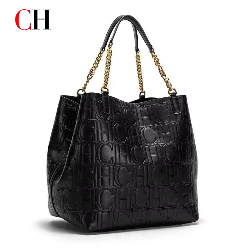 Sac cabas CH pour femmes, sac à main de luxe de créateur, sac à bandoulière en cuir gaufré à la mode, sac cabas élégant avec chaîne dorée pour un usage quotidien.